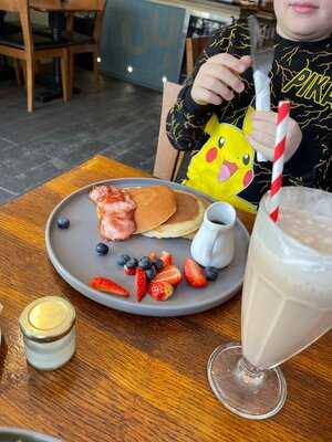 Nikki’s Cafe Bistro