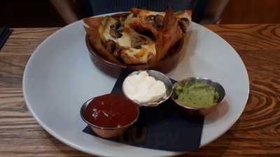 Stateside Bar & Kitchen