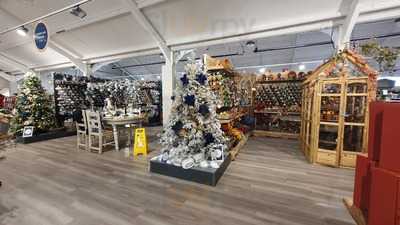 Badshot Lea Cafe Bar