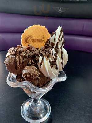Creams Cafe