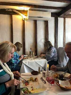 Candlelite Restaurant