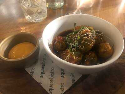 Square Bistro