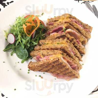 Food From Argyll At The Pier