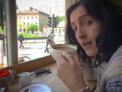 Cafe At The Green Pavilion