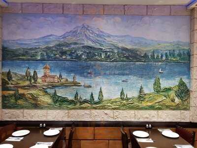 Istanbul Restaurant & Meze Bar