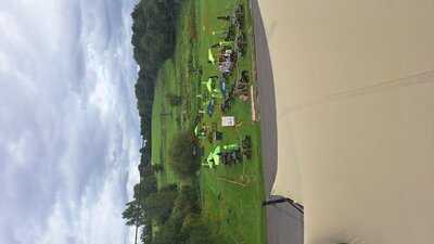 Hawk Inn Pub & Dining