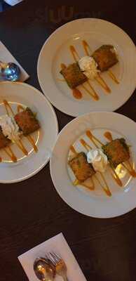 Meze Lounge And Restaurant