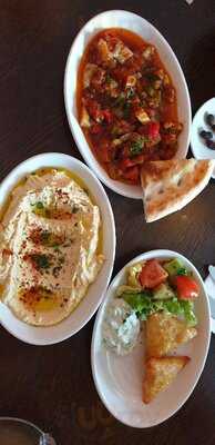 Meze Lounge And Restaurant