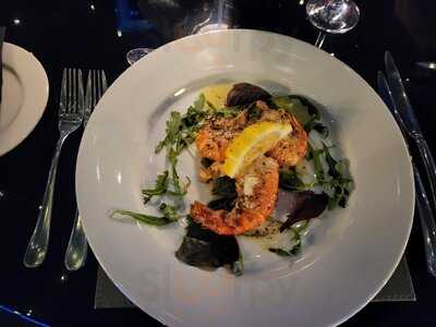 Lock & Quay Bar & Restaurant