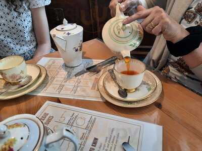 The Vintage Rose Tea Room