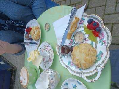 The Vintage Rose Tea Room