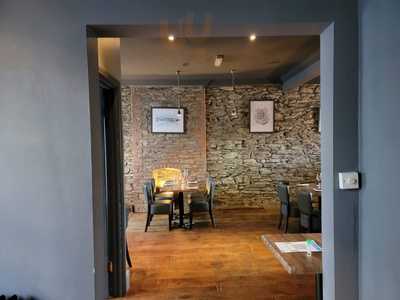 Thomas Carr At The Olive Room