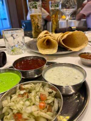 Zyka Boutique Restaurant