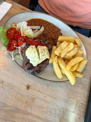 The Gate At Bournheath