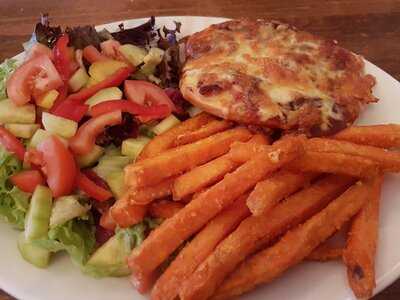 The Farmer's Boy - Photo 7