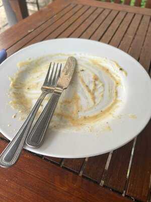 The Jolly Huntsman Inn