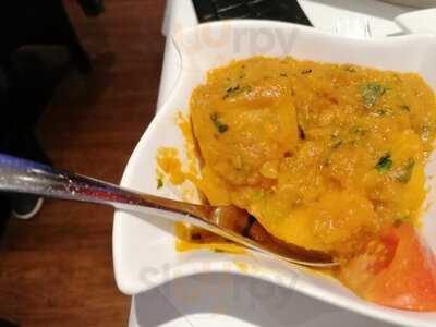 The Spice Lounge - Photo 7