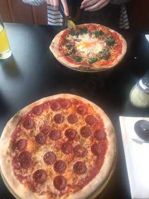 Little Wings Pizzeria