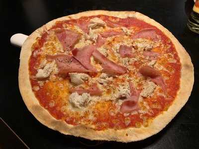 Little Wings Pizzeria