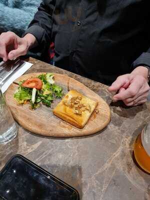 Athena Meze Bar & Restaurant