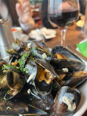 The Waterfront Fishouse Restaurant