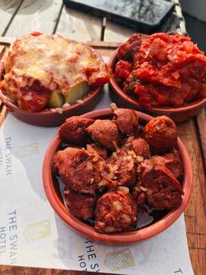 Swan Hotel Bar & Grill