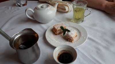 Mezzeh House Lebanese Restaurant