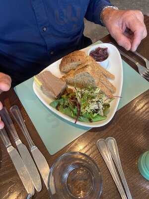 La Flambe Restaurant