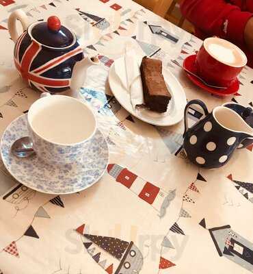 The Great British Tea Shop (skippers)