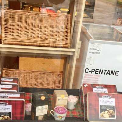 Maclean's Highland Bakery