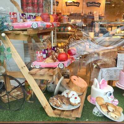 Maclean's Highland Bakery