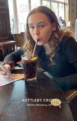 Kettleby Cross