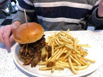 Johnny C's Bar & Bistro