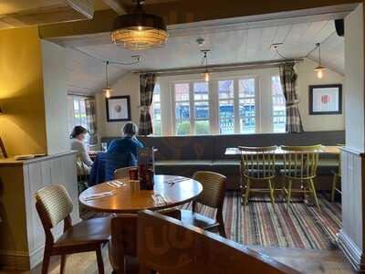 Harvester - The Jolly Badger