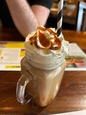 Oswalds Cross Table Table