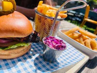 Dartmoor Halfway Inn