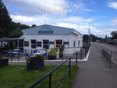 Ben Lora Cafe & Bookshop