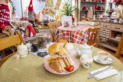 Penningtons Coffee Shop