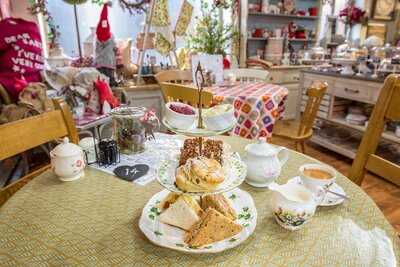 Penningtons Coffee Shop