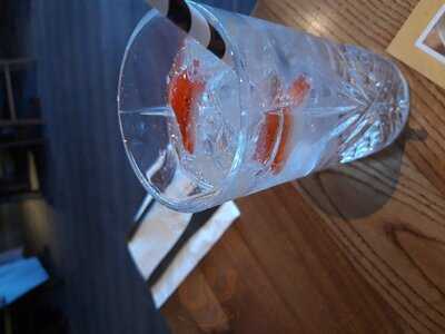 Honourable Pilot Cookhouse + Pub