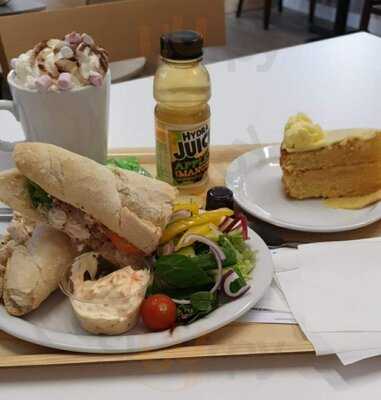 Restaurant @ Poplars