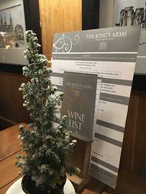 Kings Arms Hotel And Restaurant