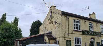 The Crown & Mitre