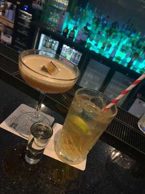 Toho 35 Cocktail Lounge & Restaurant