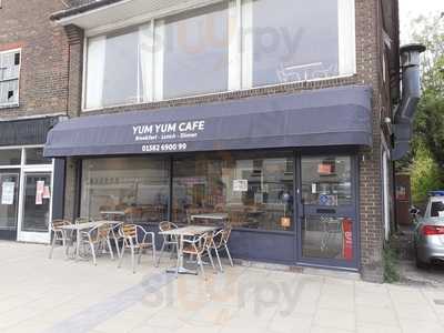 Yum Yum Shop - Photo 8