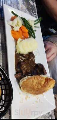 Coasters Bistro & Bar