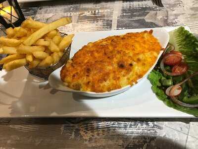 Coasters Bistro & Bar