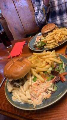 Ski-ing Doo Restaurant