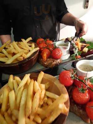 The Bistro At Browns