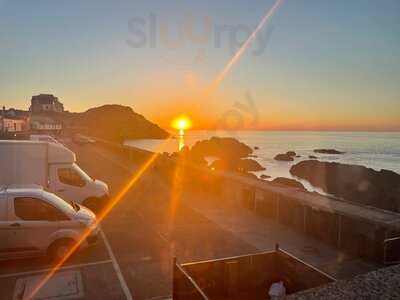 The Pier Brewery Tap & Grill